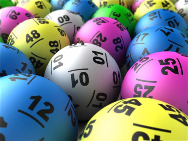 Unemployed father of two bags R114m PowerBall jackpot | News Article