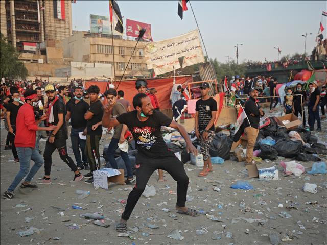 Mass demonstrations continue in Baghdad | News Article