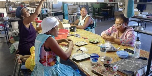 Naledi Jewellery: A star is born in Botshabelo - VIDEO, PHOTOS Naledi Jewellery: A star is born in Botshabelo - VIDEO, PHOTOS | News Article