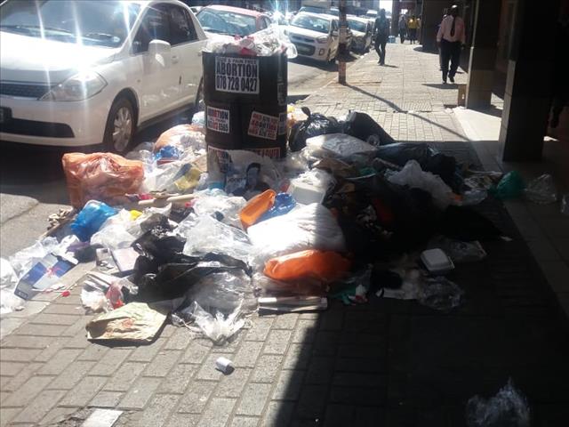 Mangaung Metro battles with waste removal | News Article