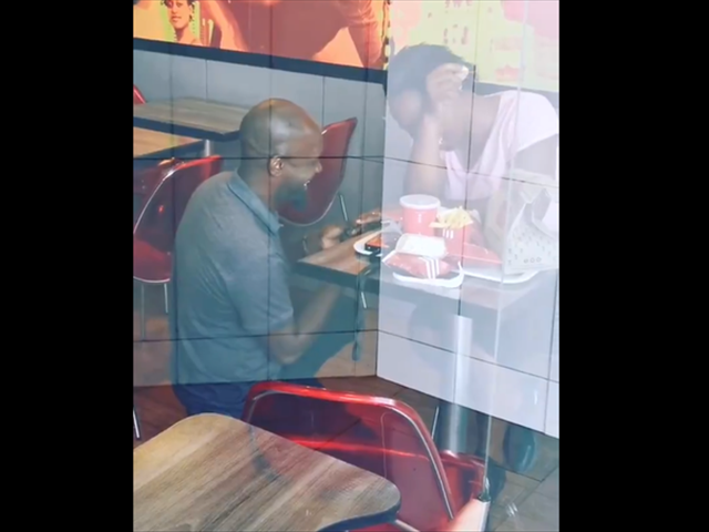 A finger lickin’ good engagement: Couple melt hearts | News Article