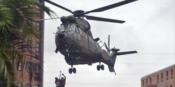 SA Air Force helicopters airlift stranded Pretoria residents | News Article