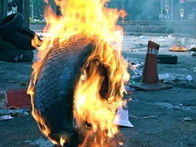 Four buses set alight in NW | News Article