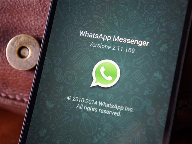WhatsApp limits text forwards to five recipients | News Article