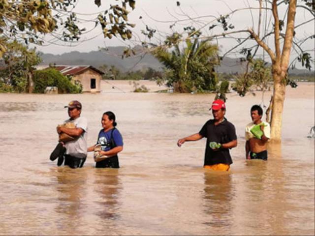 Christmas typhoon kills at least 13 in Philippines | News Article