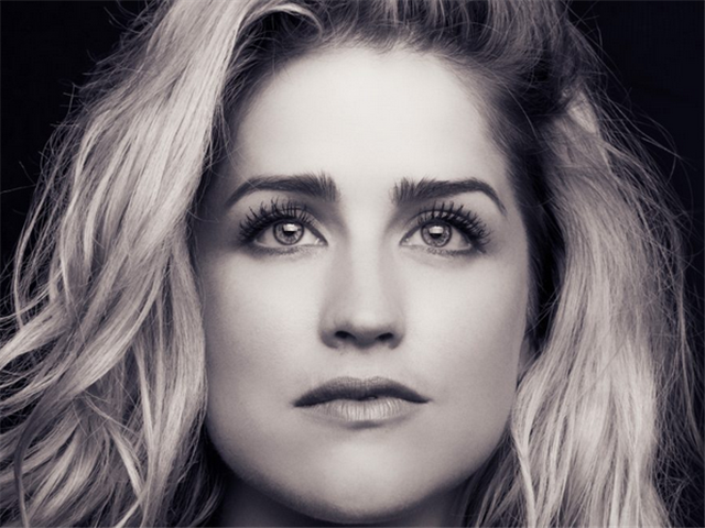 Caroline-Grace op OFM Nights  | News Article