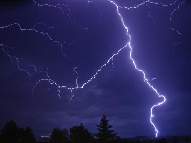 4 farmworkers killed by lightning near Upington | News Article