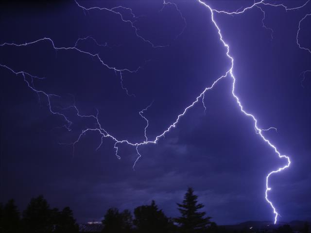 SA Weather urges NC residents to take caution during thunderstorms  | News Article