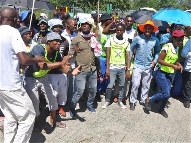 Rustenburg Unemployed Demand Jobs At A Mine Ofm