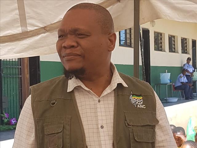 Random learner selection gives Makgoe insight into school’s teaching methods | News Article