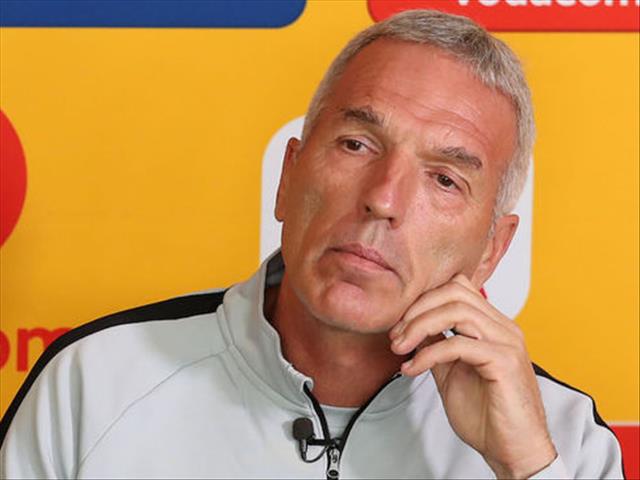 Middendorp mum on goalkeeper for Soweto Derby | News Article