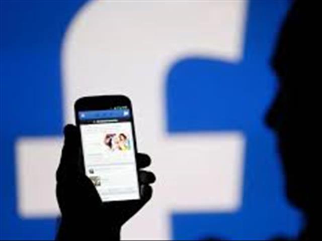 Outage hits Facebook, Instagram users worldwide | News Article