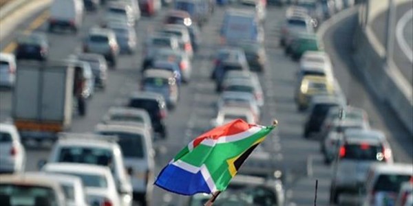 WATCH | Homeless man directs traffic to ease load-shedding blues WATCH | Homeless man directs traffic to ease load-shedding blues | News Article