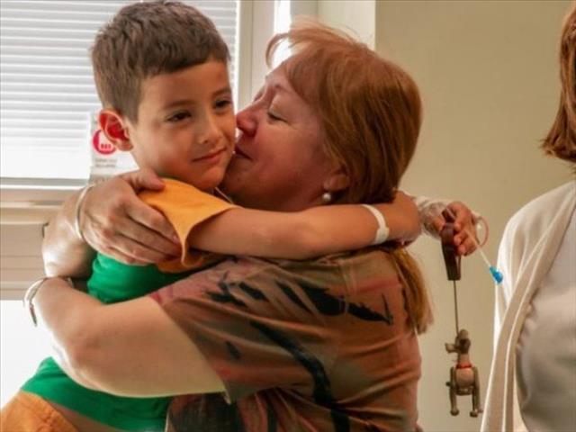 Argentina rescue: Huge search finds boy lost for day in desert | News Article