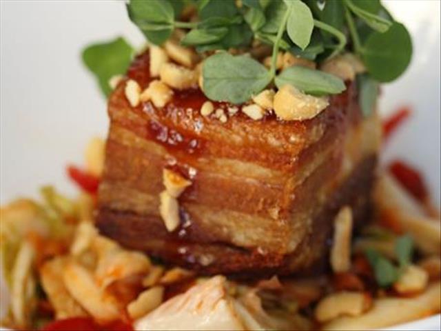 Artificial meat: UK scientists growing 'bacon' in labs | News Article
