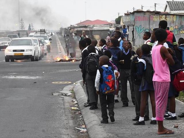 N2 highway closed as protests in Strand, Khayelitsha turn chaotic | News Article
