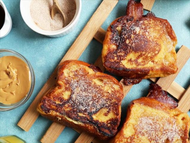 Your Weekend Breakfast Recipe - PEANUT BUTTER, BACON, AND BANANA FRENCH TOAST SANDWICHES | News Article