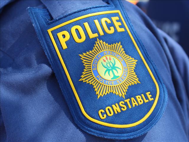 Two Mpumalanga cops praised for refusing R42K bribe | News Article