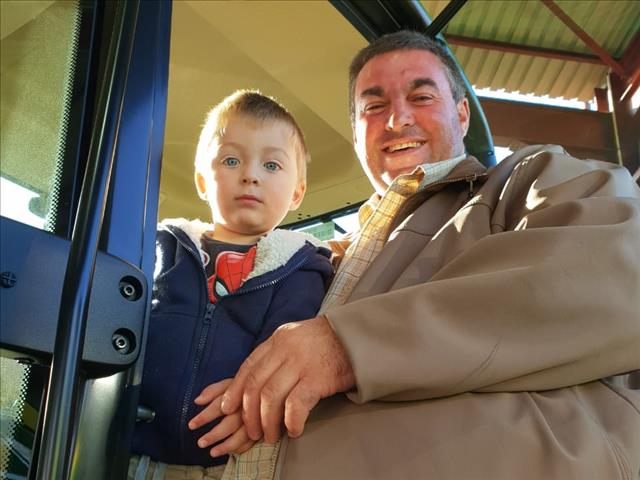 Besoekers durf koue aan op eerste dag van Graan SA se #Nampo2019 Oesdag | News Article