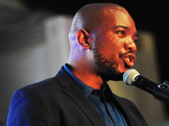 DA hands over dossier to NPA with alleged evidence against Magashule    | News Article