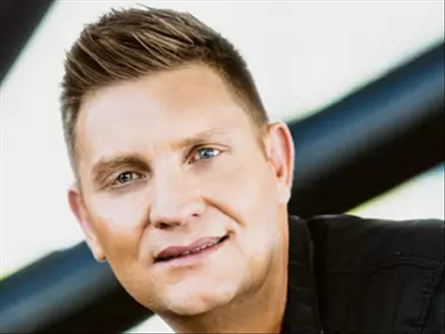 Just Plain Drive: Kurt Darren on The Celebrity Hi 5 @ 5 Celebrity Challenge  | News Article