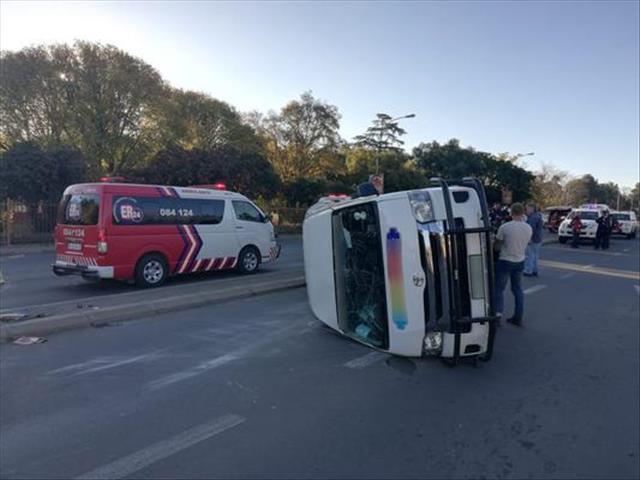 FS taxi crash leaves 32 injured | News Article