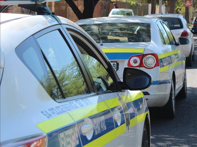 FS police on manhunt for burglary suspects | News Article
