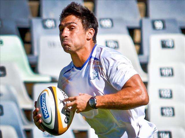Ebersohn and Naka back Hawies | News Article