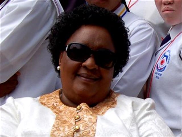 FS Premier to attend Dealesville funeral  | News Article
