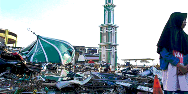 Quake at Bali sparks panic | News Article