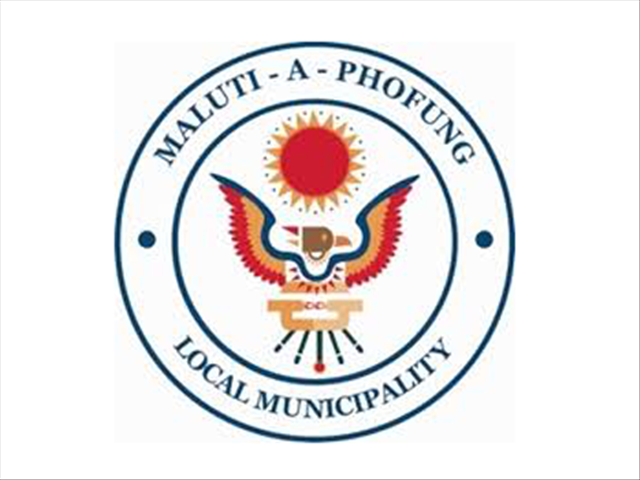 Residents march for expelled councillors | News Article