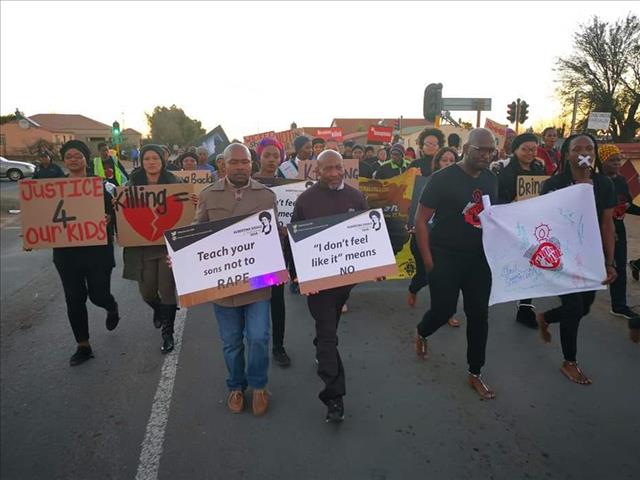 Stille optog in Kimberley gehou | OFM