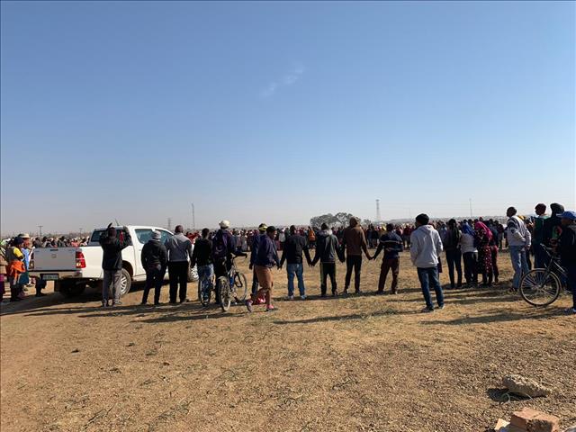 #BreakingNews: Two bodies found and a third in critical condition | News Article