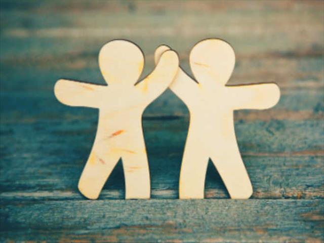 Has friendship died? How many friends do you really have? | News Article