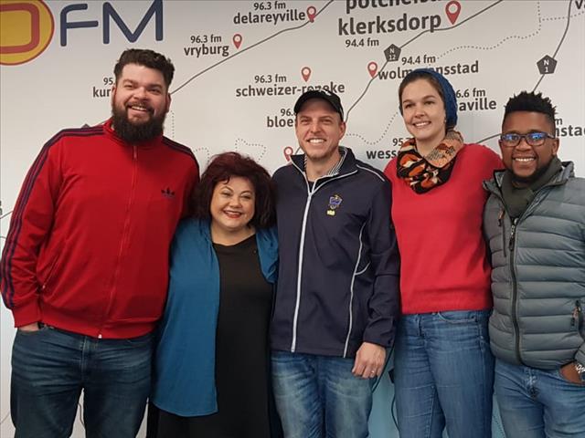 -TBB- Lizz Meiring joins us in studio to chat everything from Theatre to Life and the things in between! | News Article