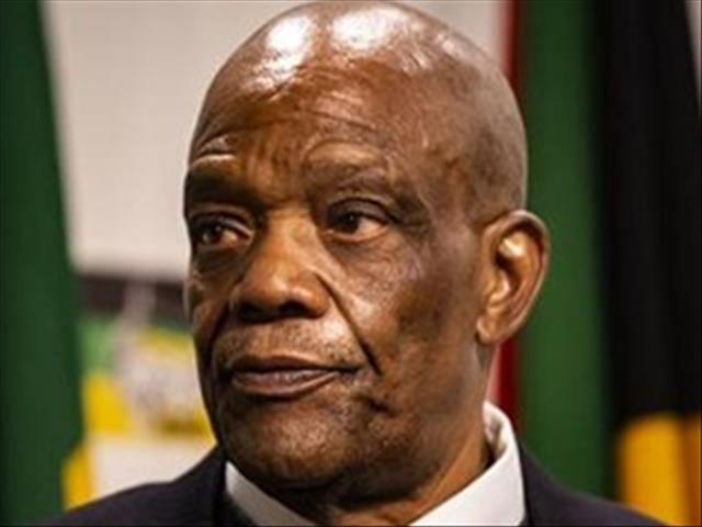 Noordwes-premier, Job Mokgoro, ernstig oor landelike veiligheid | News Article