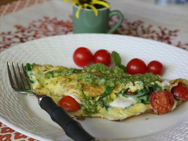 Your Weekend Breakfast Recipe - ITALIAN OMELETTE WITH PESTO | News Article