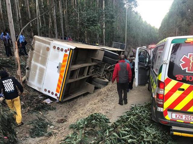 72 children injured, 2 critical, in KZN bus accident | News Article
