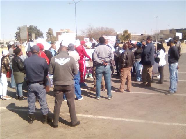 Welkom residents initiate march to get answers | News Article