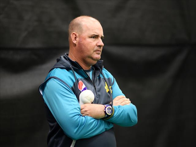 Pakistan axe Arthur | News Article