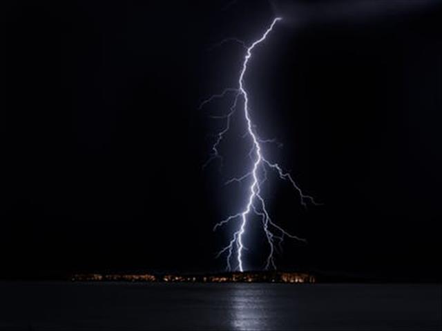Is Enriko Klopper's fear of lightning unreasonable? | News Article