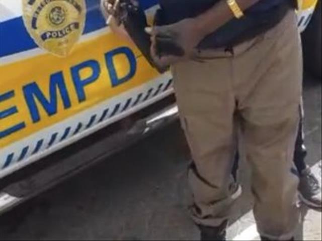 Mayor vows to take action over drunk Metro cop caught on video | News Article