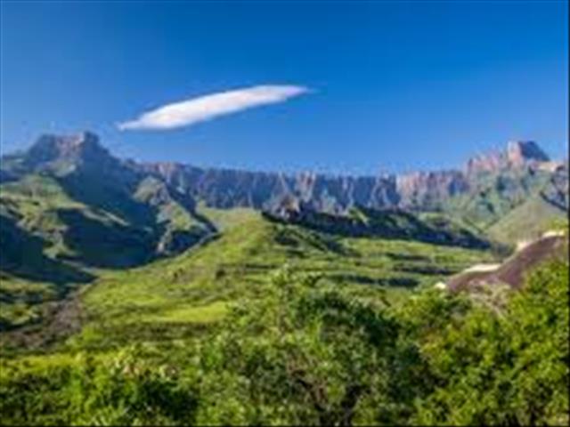 Woman falls 25m to her death while climbing Drakensberg | News Article