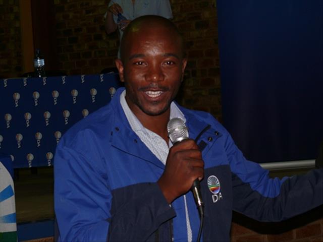 Maimane threatens Ramaphosa with legal action | News Article
