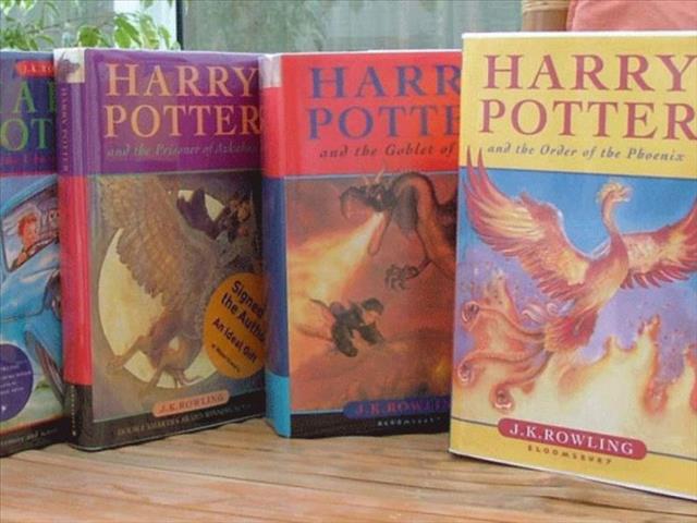 Catholic school priest bans 'Harry Potter' books on exorcist advice | News Article