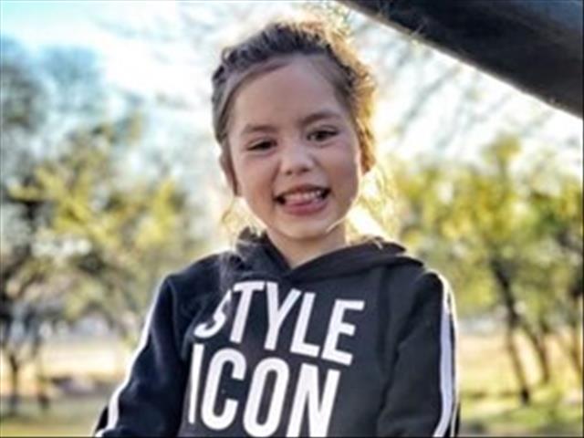 Amy-Leigh kidnapping: Arrests made, one suspect 'known to parents' | News Article