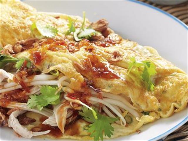 Your Weekend Breakfast Recipe - Chicken Omelette | News Article