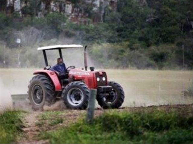 Landbounuus-podcast: Minister gee terugvoer oor staatsgrond | News Article