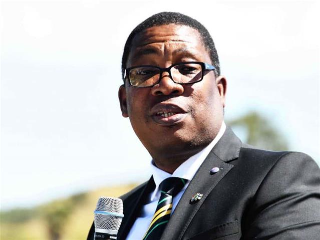 MEC visits troublesome Vaal school | News Article