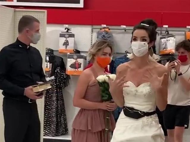 Weird Wide Web - Woman ambushed fiancé at work | News Article